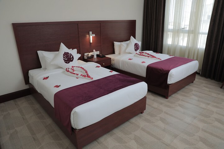Room 2 of 13