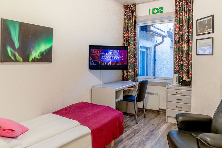 Room 7 of 17