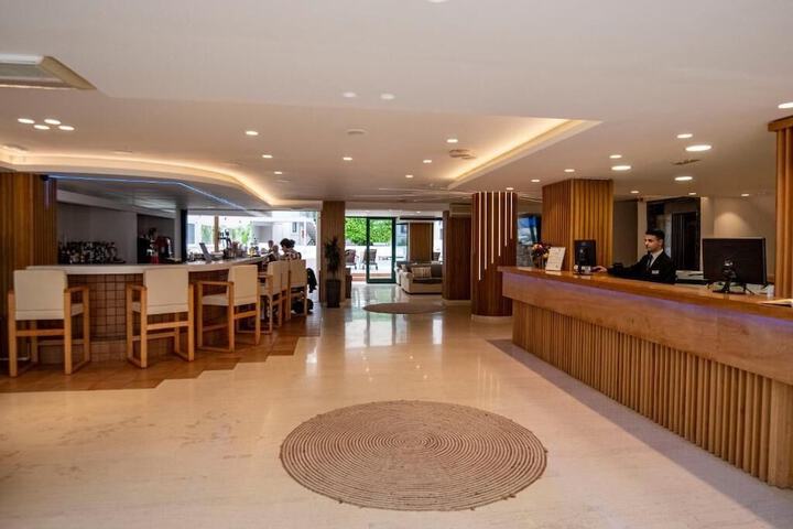 Hotel Interior 4 of 90