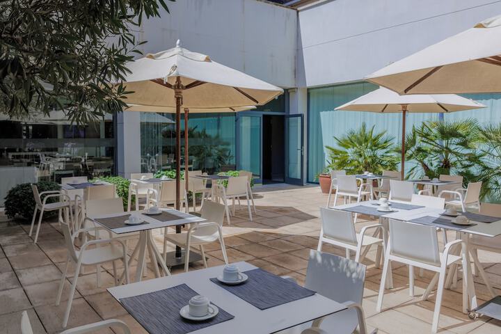 Terrace/Patio 54 of 55