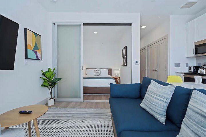 Room 378 of 656