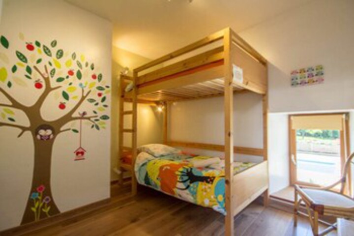Room 21 of 25