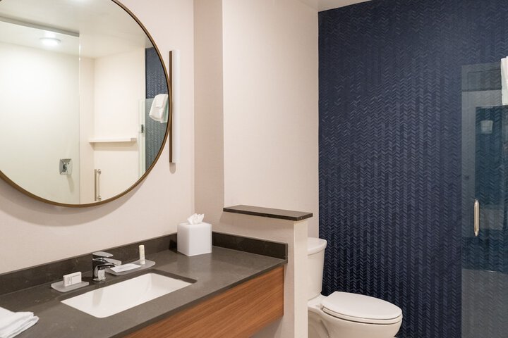 Bathroom sink
