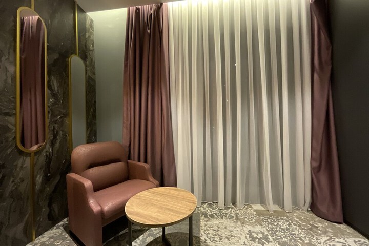 Room 14 of 84