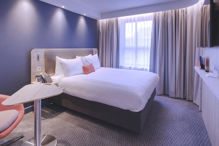 Room 7 of 31