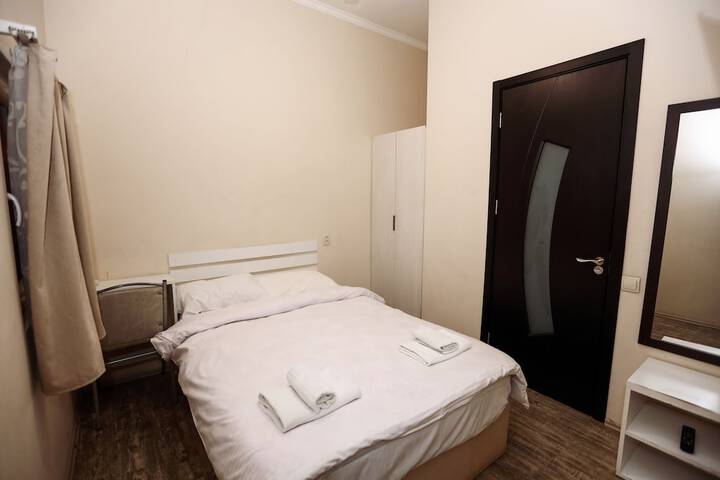 Room 76 of 131