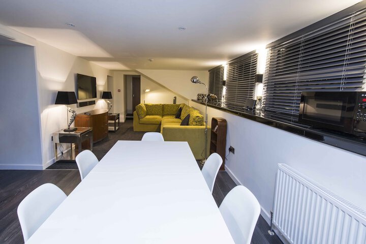 Room 20 of 52
