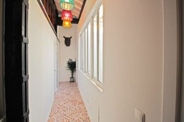 Ballroom/Hall 12 of 25