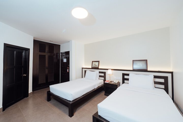 Room 43 of 110