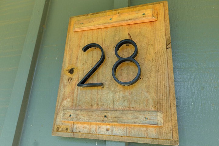 Room 264 of 917