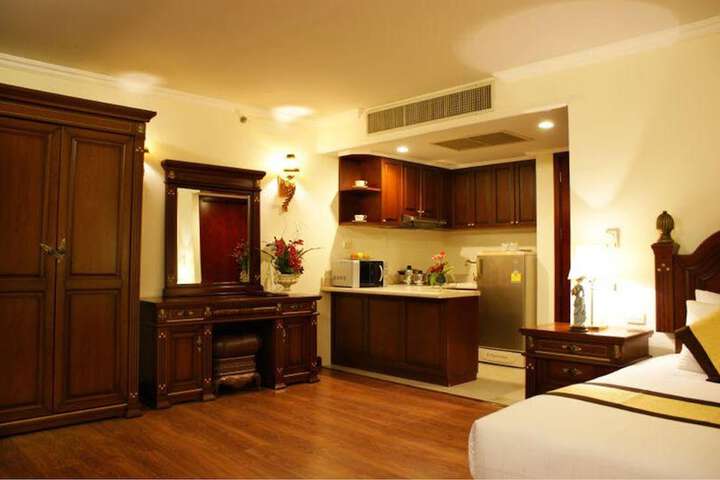 Private kitchenette