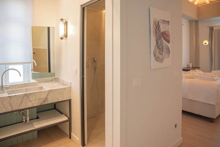 Room 126 of 182
