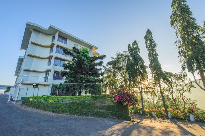 Hotel 200 of 210