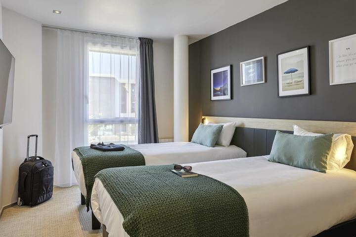 Room 10 of 55