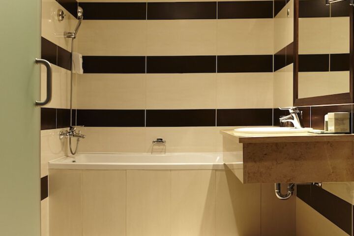 Bath Interior