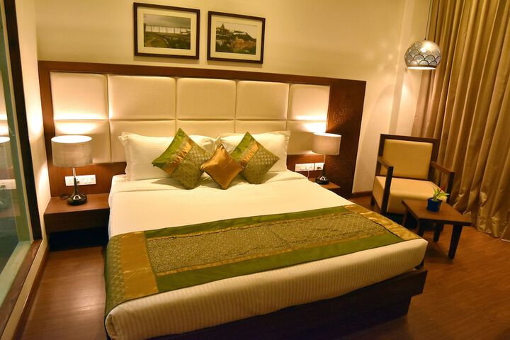 Room 7 of 36