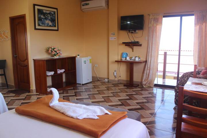Room 18 of 38