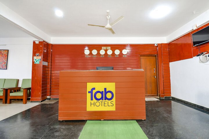 Hotel Interior 6 of 28