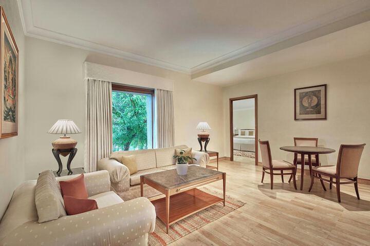 Room 14 of 40