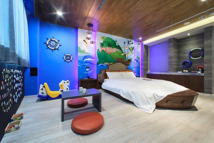 Room 30 of 75