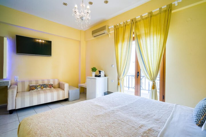 Room 17 of 58