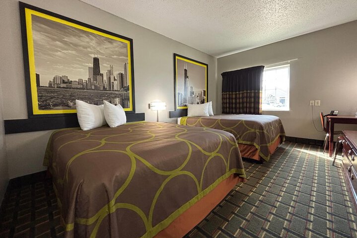 Room 15 of 24