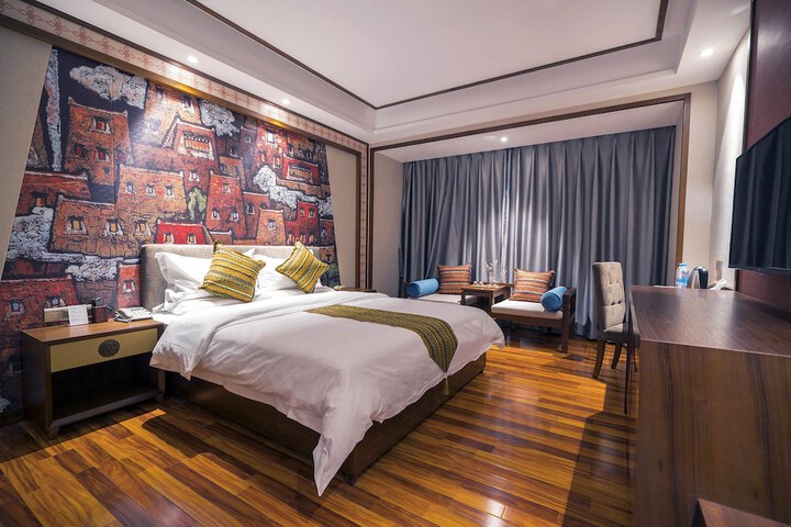 Room 14 of 29