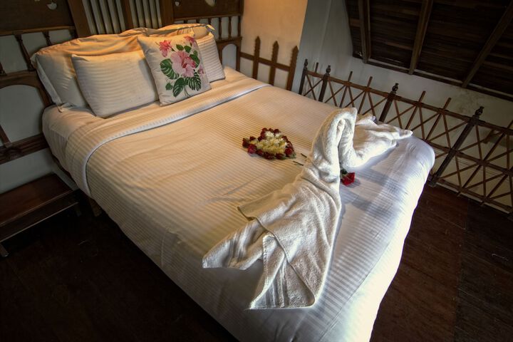 Room 4 of 35