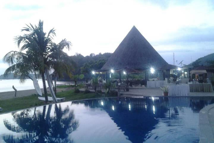 Hotel with Pool