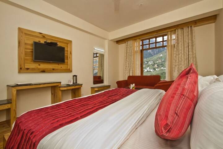 Room 21 of 33