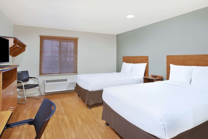 Room 16 of 22
