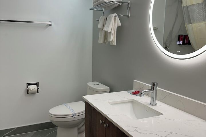 Room 19 of 32