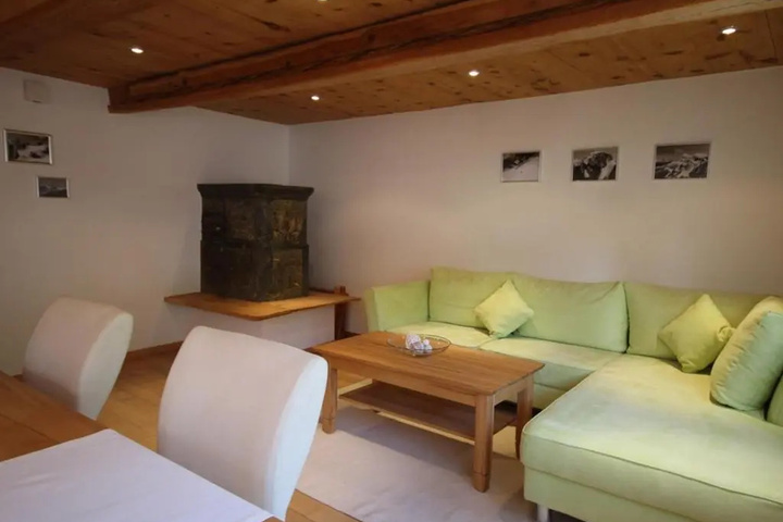 Room 3 of 13