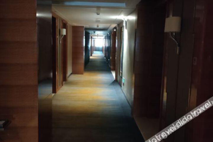 Hotel Interior 5 of 9