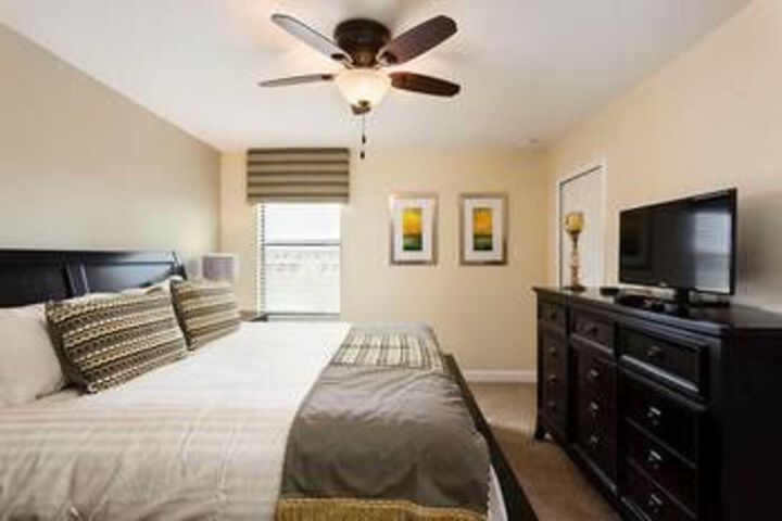 Room 46 of 84