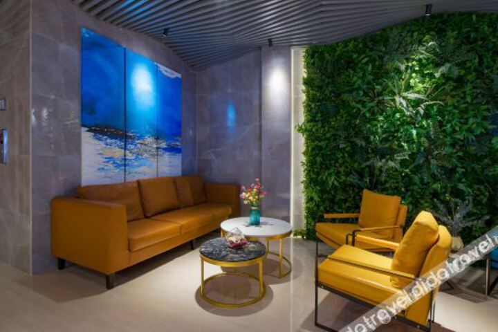 Hotel Interior 3 of 17