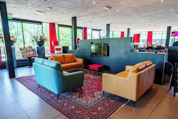 Lobby Photos