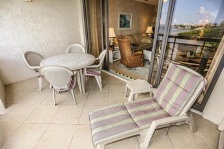Terrace/Patio 8 of 77