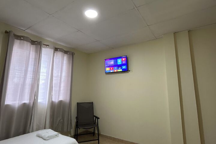 Room 22 of 39
