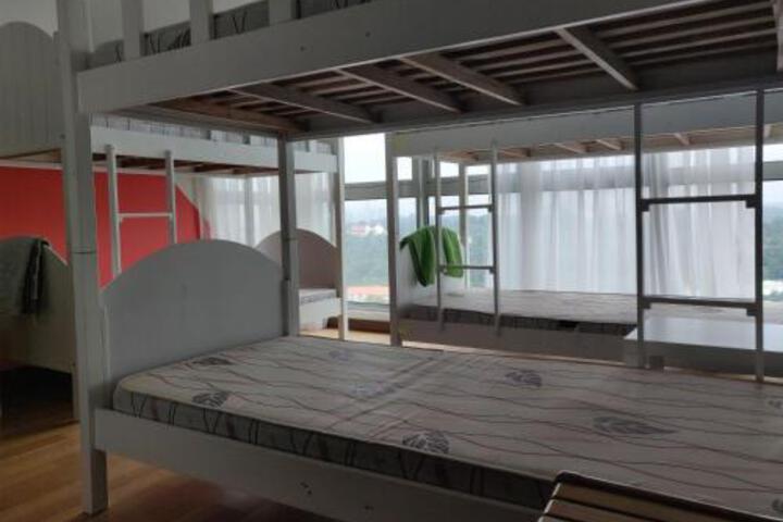 REGALIA SUITES BY IHOST