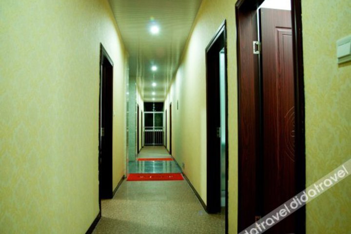 Longyan Xiayang Hot Spring Hotel