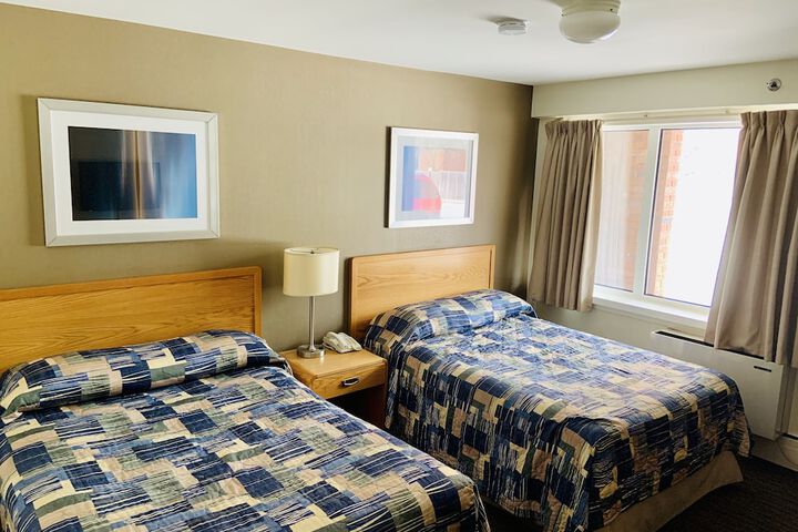 Room 3 of 18