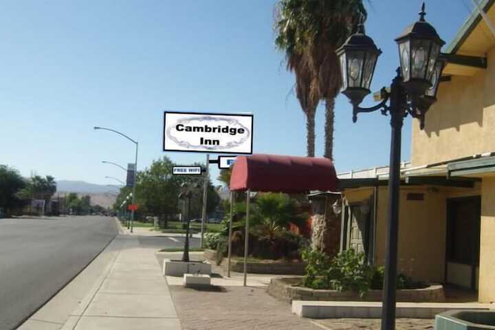 Cambridge Inn Motor Lodge in Coalinga, CA