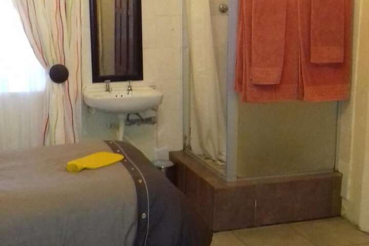 Room 12 of 46
