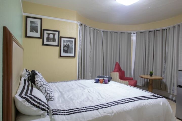 Room 11 of 44