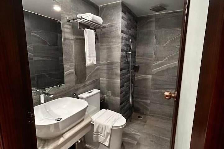Room 14 of 20