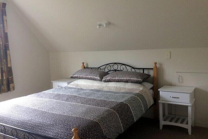 Room 25 of 31