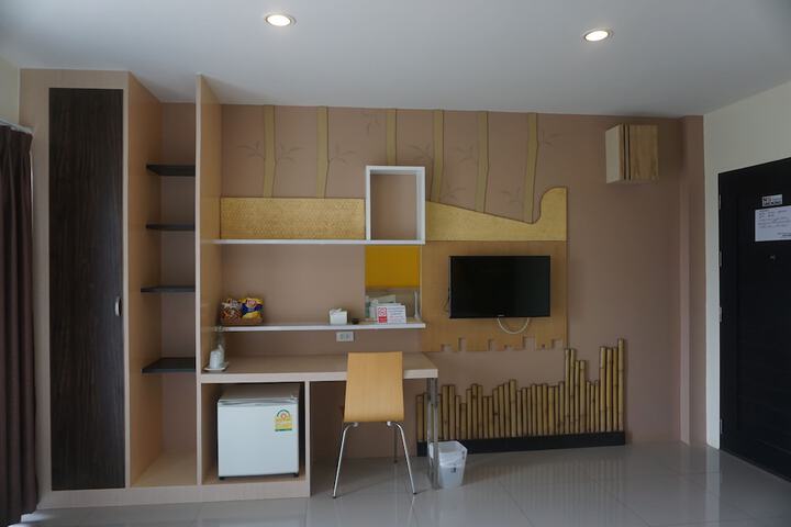 Room 33 of 44
