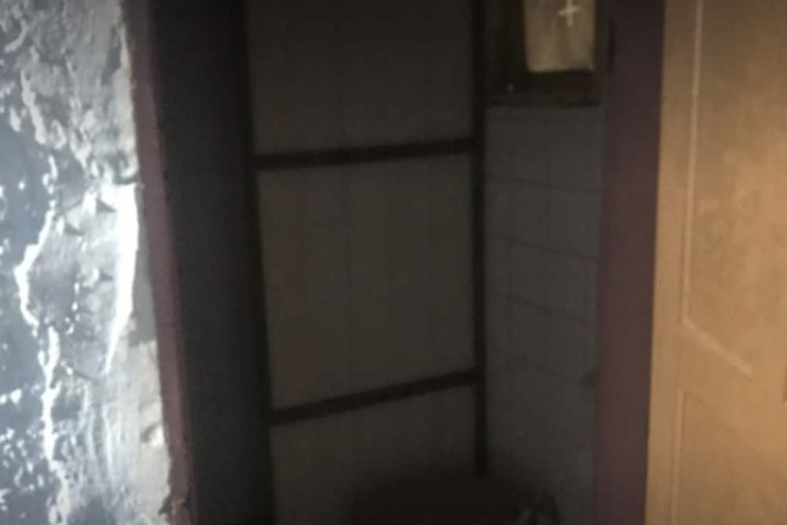 Room 9 of 25