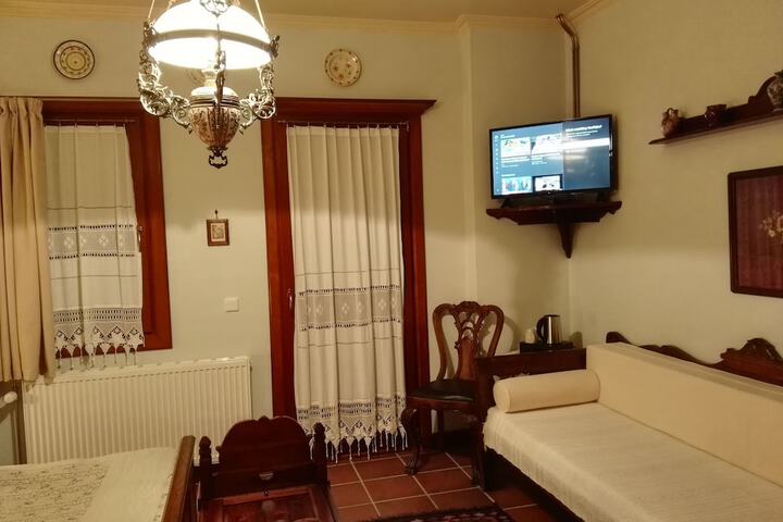 Room 18 of 94